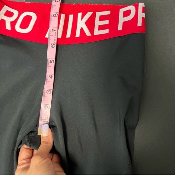Nike Pro Leggings Women XS Running Gym black red Crop Athletic mesh B14 - Picture 6 of 7